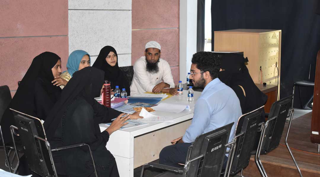 1-PARENTS–TEACHERS-MEET