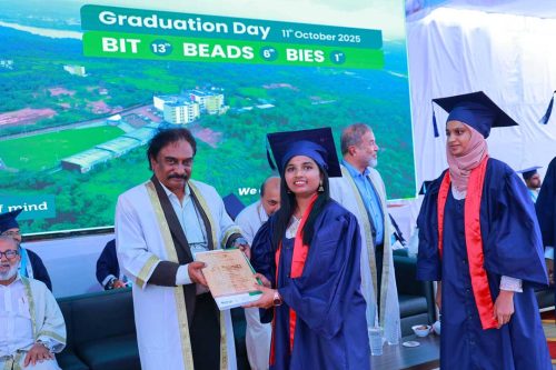 20-Graduation-Day-2025-at-Bearys