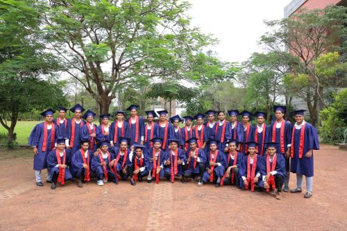 8-Graduation-Day-2025-at-Bearys