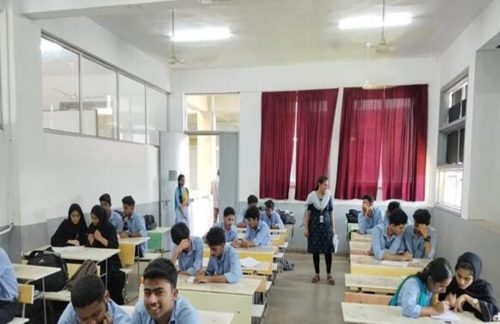 Conduction-of-preliminary-round-of-quiz-competition